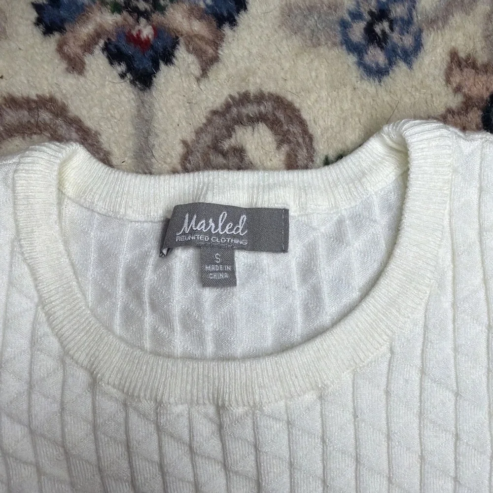 Marled Cream Short Sleeve sweater polyester size small